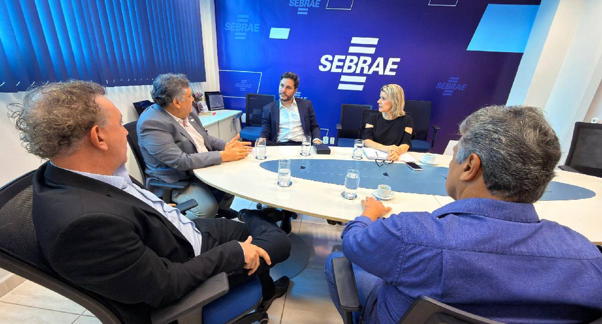 Maurício Carvalho visita Sebrae e debate ações para desenvolvimento regional