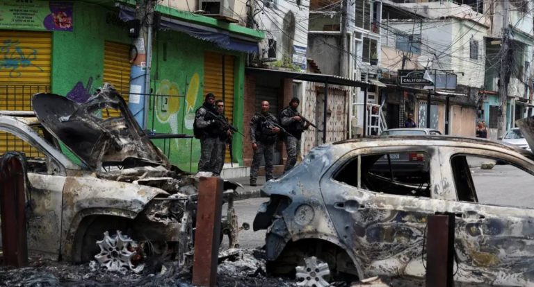 Megaoperação policial no Rio suspende aulas em mais de 40 escolas