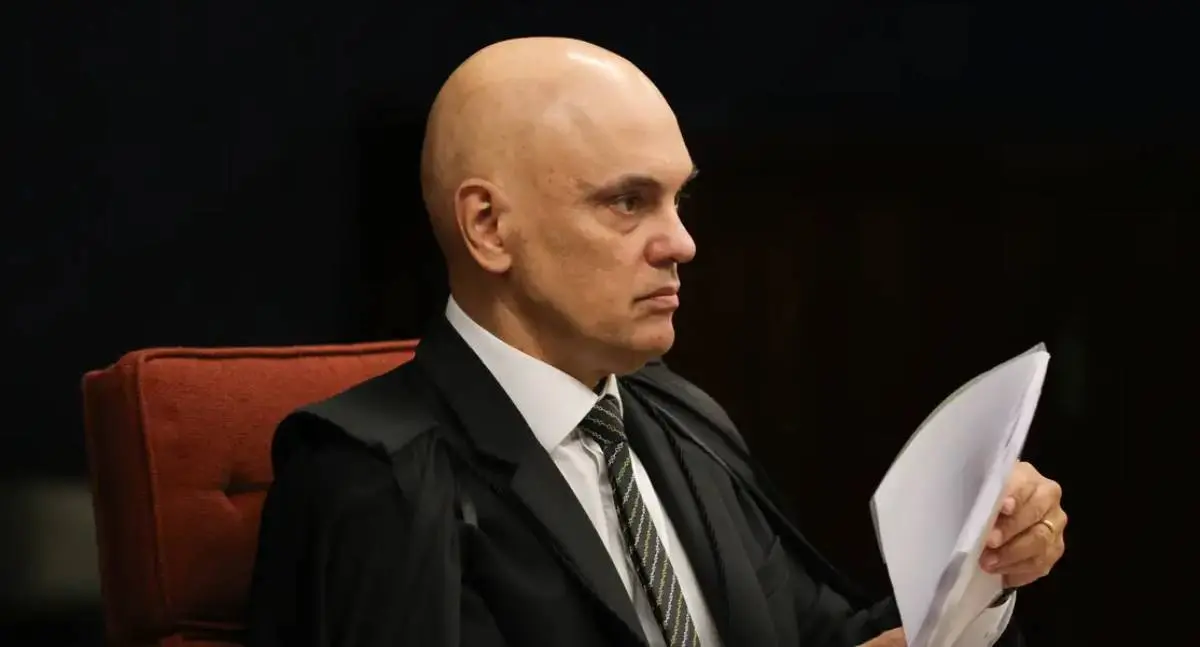 Moraes destitui advogados de réus em inquérito sobre trama golpista
