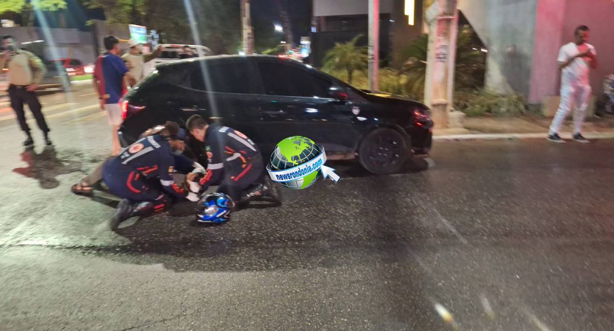 Mulher fica ferida após colisão entre moto e carro de aplicativo em Porto Velho