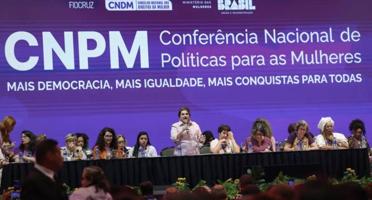 Outubro Rosa e Saúde no centro do debate da Conferência das Mulheres