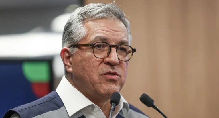 Padilha garante antídoto contra metanol em toda a rede de saúde