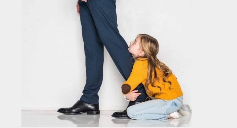 Pai é condenado a indenizar filha por abandono afetivo em RO