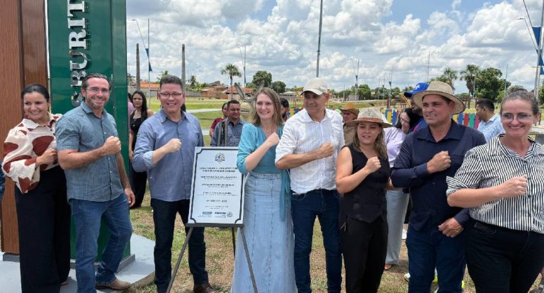 Parque Buritis é inaugurado em Seringueiras por Lebrinha e Marcos Rocha