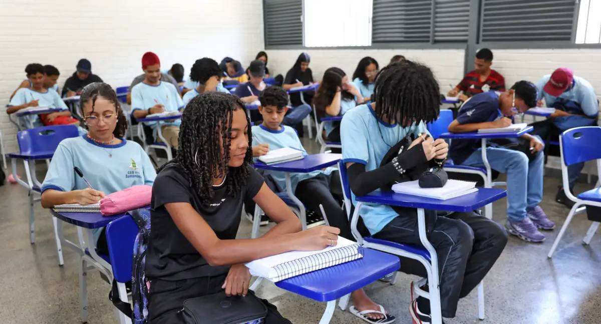 Pé-de-Meia pagamento libera 7ª parcela para nascidos em julho e agosto