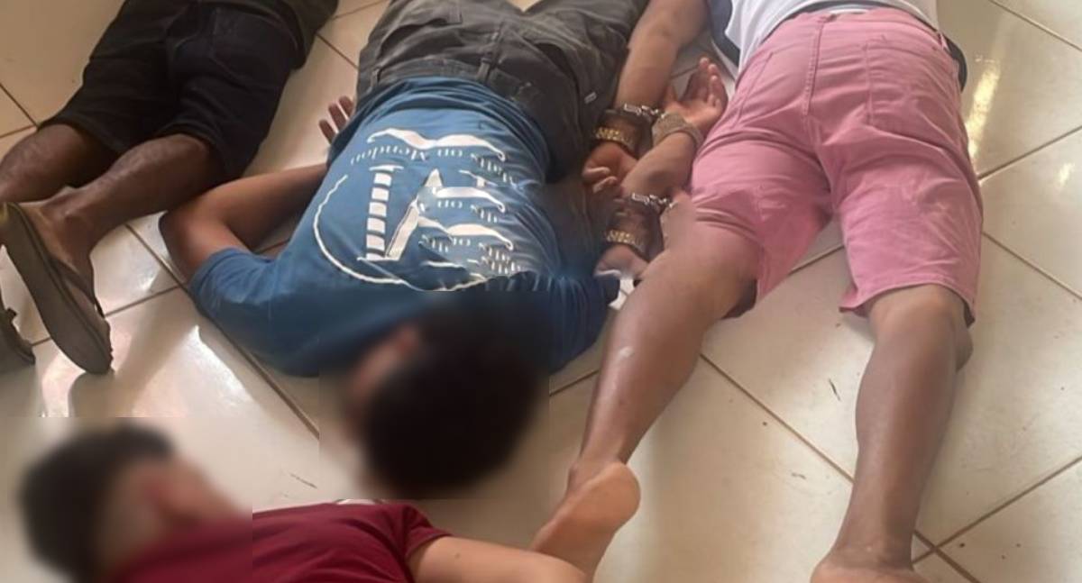 PM apreende drogas, munições e dinheiro em residência usada para tráfico em Ji-Paraná