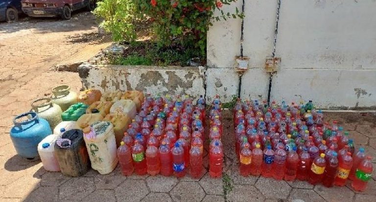 PMRO apreende 600 litros de gasolina e botijas de gás em Guajará-Mirim