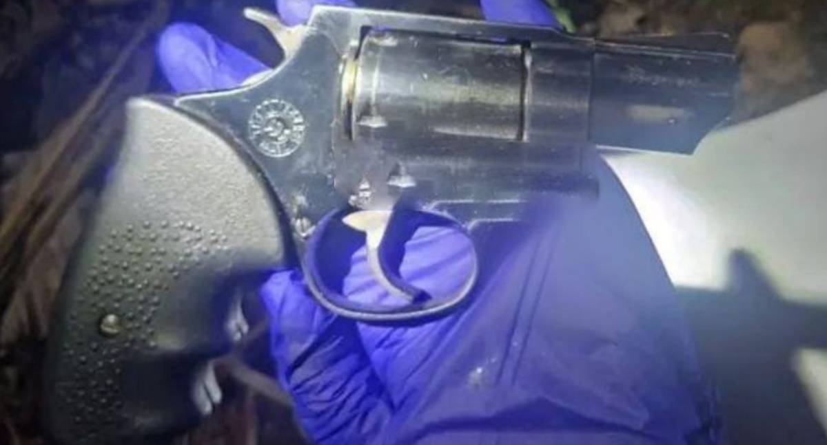 Polícia encontra carro e arma usados em duplo homicídio no Anel Viário de Ji-Paraná
