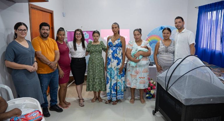 Prefeitura de Jaru e Governo de RO entregam kits maternidade