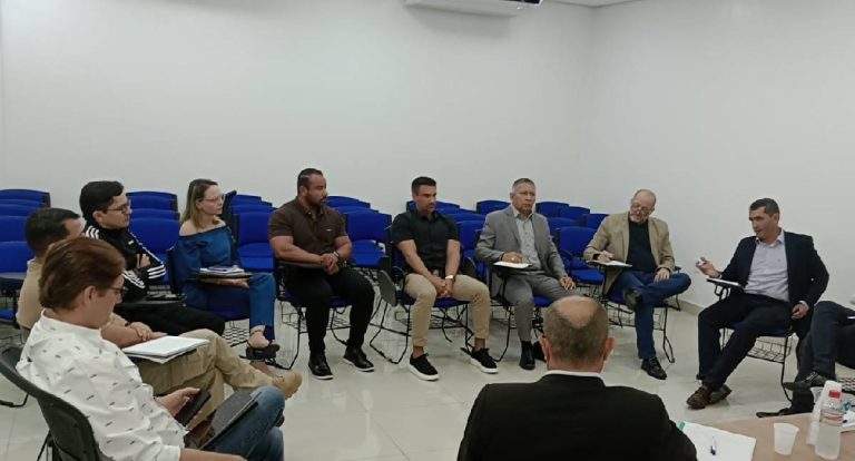 Prefeitura de Rio Branco conhece sistema de gestão de Porto Velho