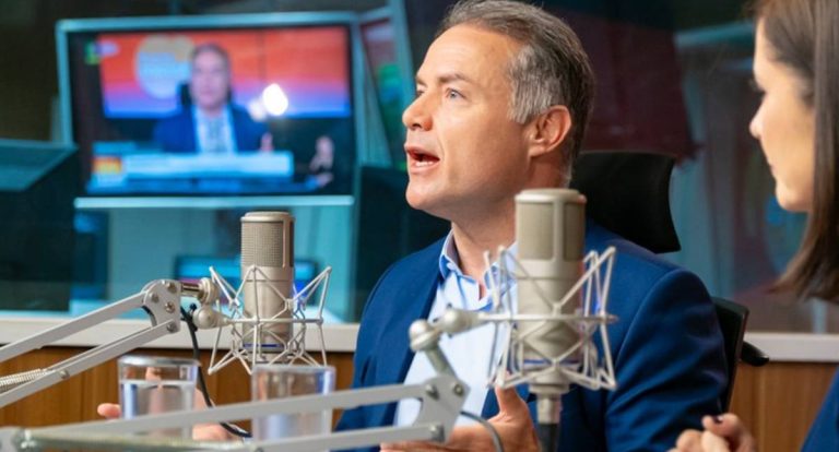 Proposta do governo federal visa reduzir em até 80% o custo da CNH