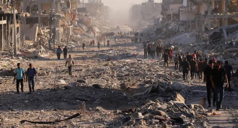 Reconstrução de Gaza tem promessa de financiamento internacional