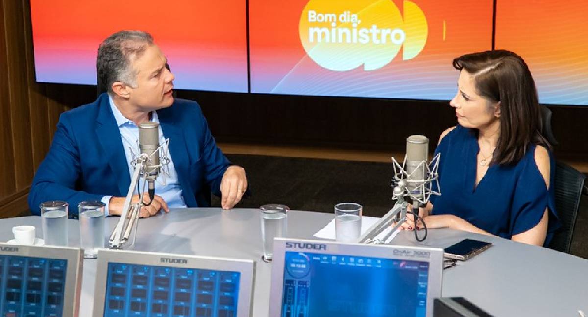 Renan Filho: “A autoescola não vai acabar. O que acaba é a obrigatoriedade”