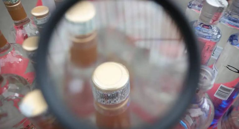 São Paulo confirma mais 3 casos de intoxicação por metanol; total atinge 28