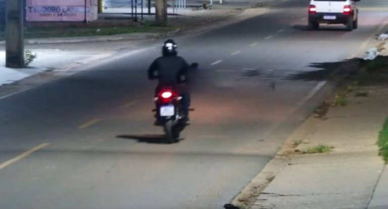 Segurança acusado de matar homem segue foragido