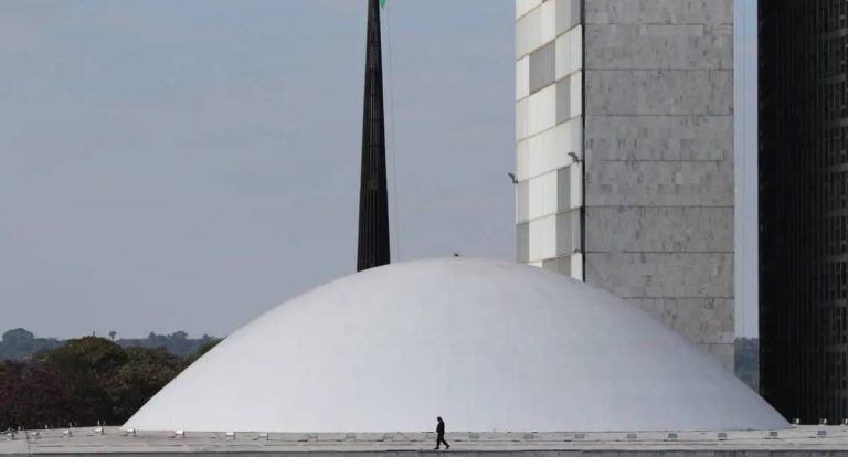 Senado debate projeto que regulamenta Comitê Gestor do IBS