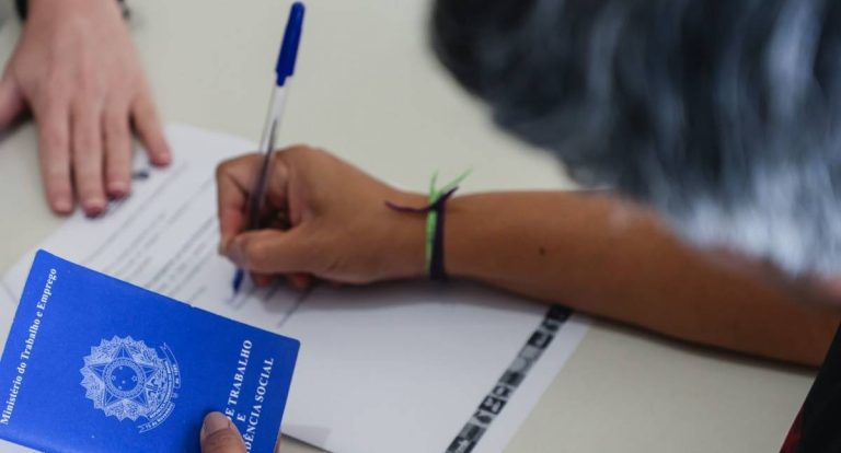 Sine Municipal oferece vagas para atendente de farmácia e outros cargos em Porto Velho