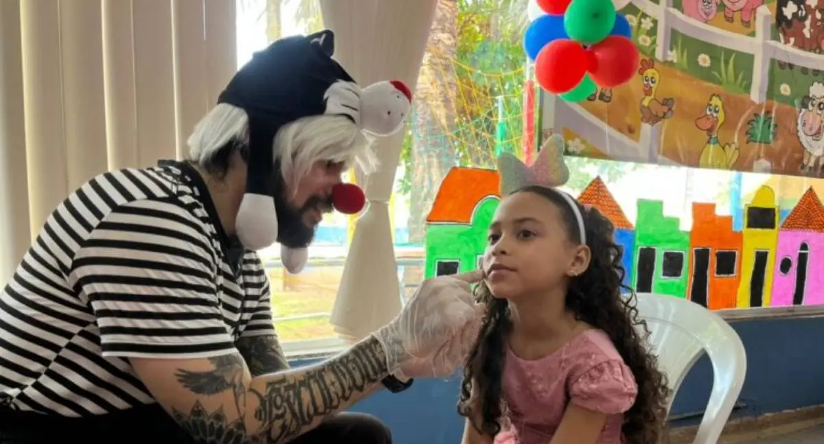 Sorrisos e brincadeiras marcam a celebração do Dia das Crianças na Policlínica Oswaldo Cruz