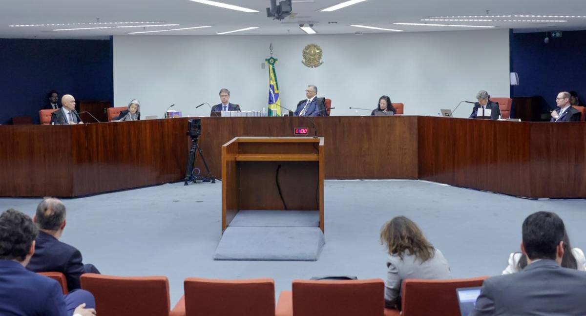 STF retoma sessão e placar para condenar réus do Núcleo 4 chega a 2 a 0