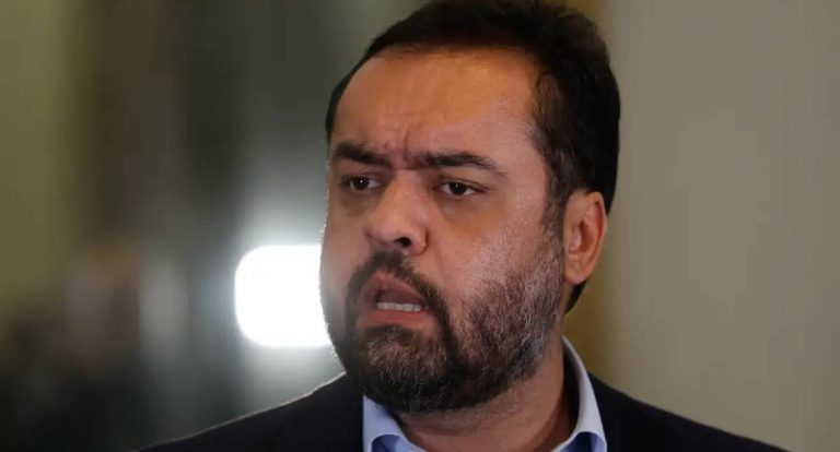 TSE agenda para 4 de novembro julgamento de cassação de Castro