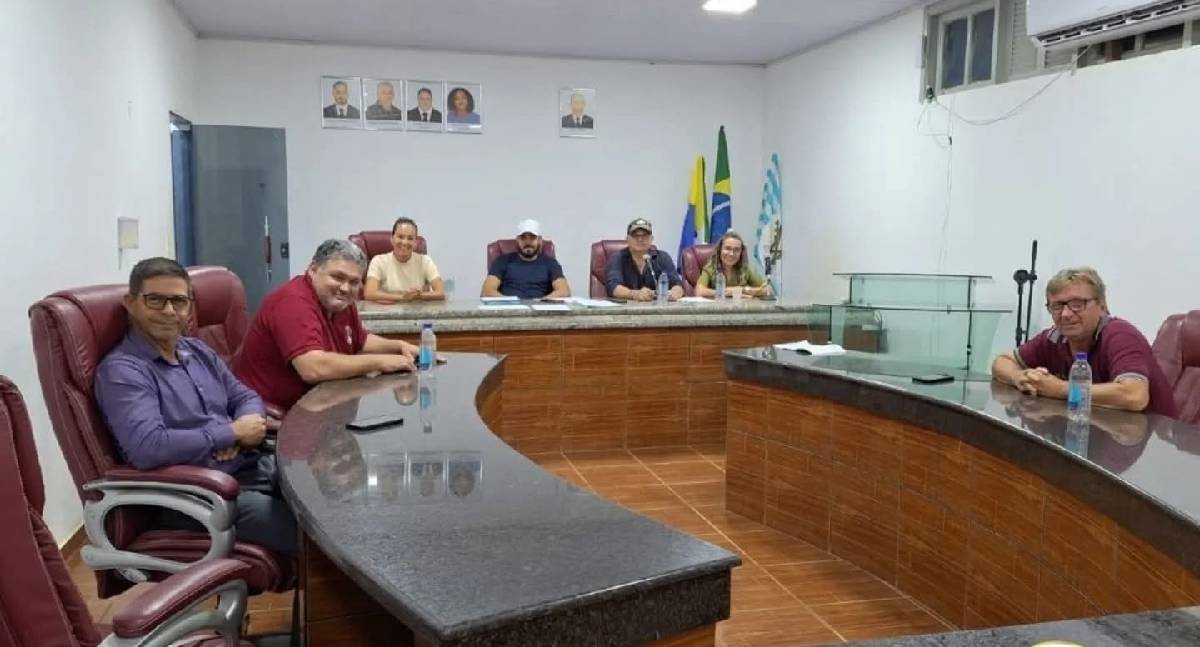 Coluna Espaço Aberto - Vereadores escapam da degola e precedente pode beneficiar outros políticos