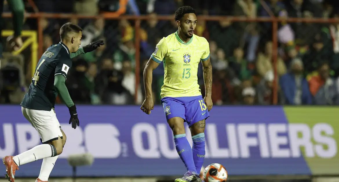 Vitinho é convocado por Ancelotti para a seleção brasileira