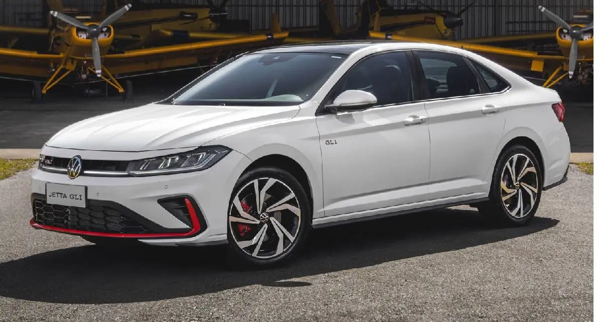 Volkswagen Jetta GLI: Transformação e Emoção ao Volante!