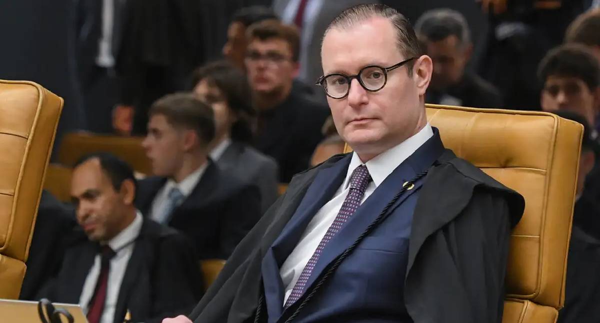 Zanin mantém Moro réu por calúnia contra Gilmar Mendes