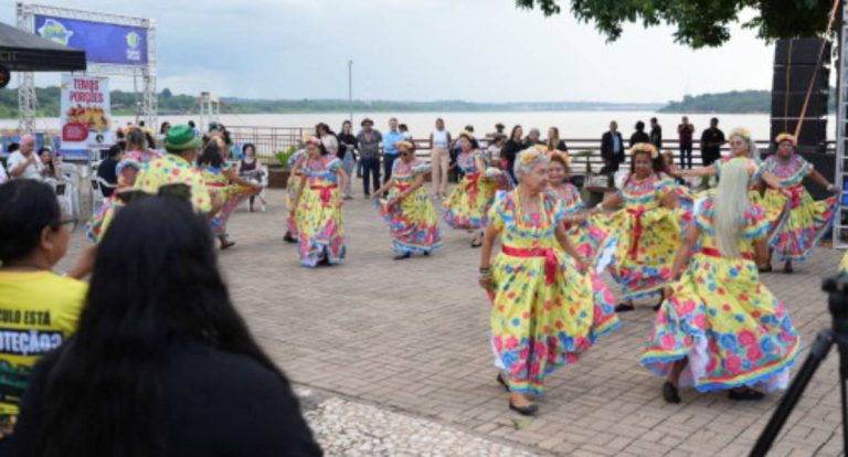 Agrotec 2025 movimenta visitantes e artistas e transforma feira em espaço de convivência