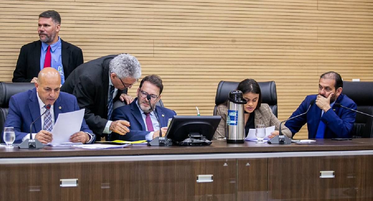 Alero aprova projeto que moderniza planos de carreira e valoriza servidores do Iperon