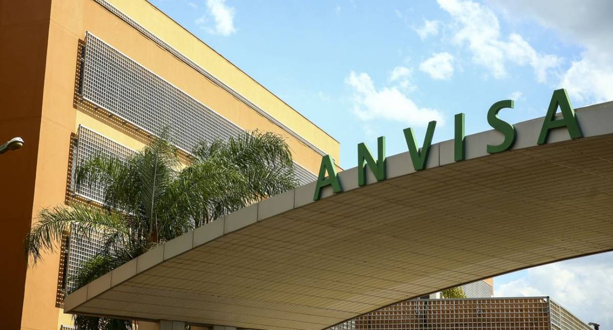 Anvisa determina retirada do mercado de duas marcas de suplementos alimentares