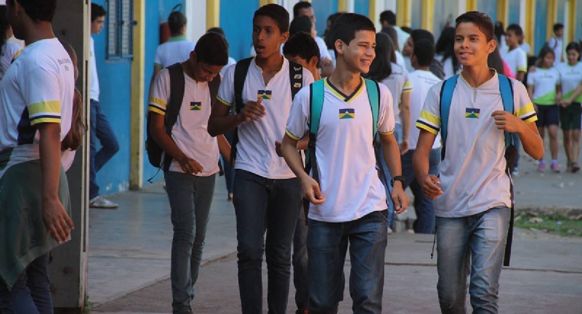 Assembleia aprova R$ 3 milhões para concurso público da Educação