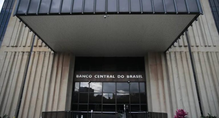 Banco Central muda regras para frear uso de contas bancárias fraudulentas
