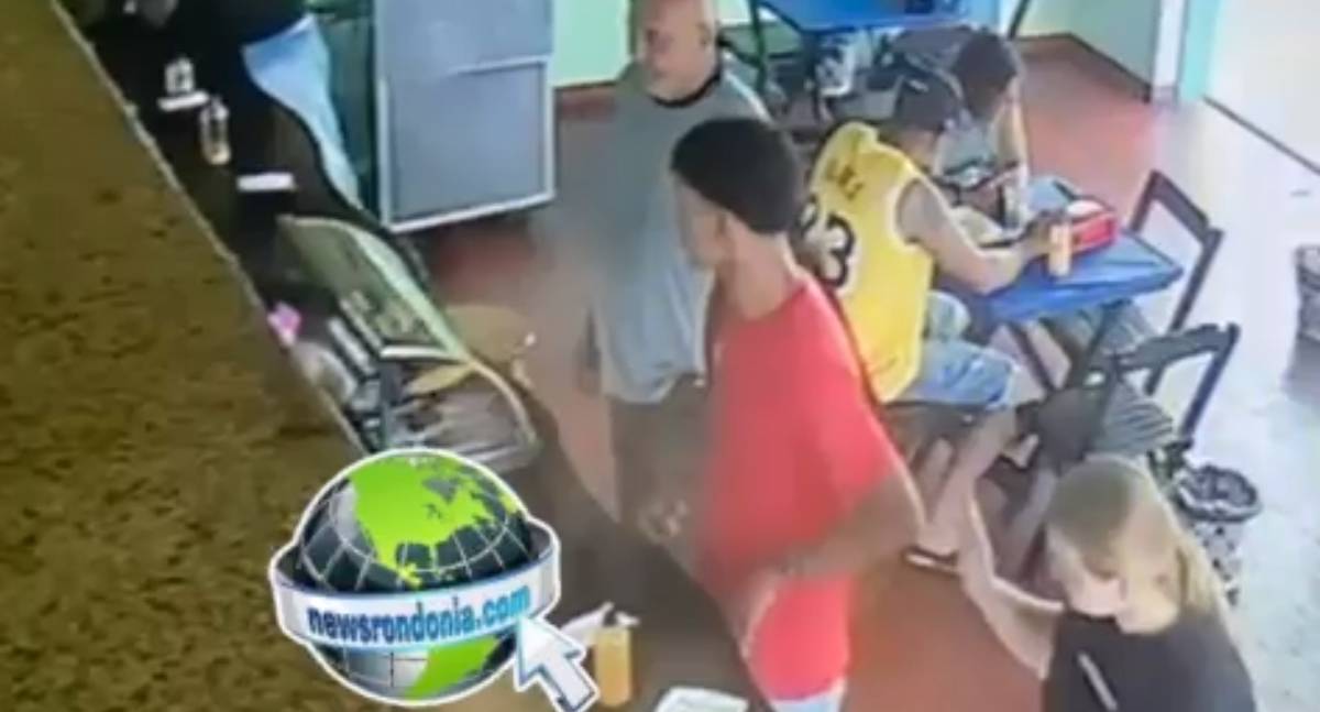 Bandidos são filmados fazendo assalto em saltenharia no centro de Porto Velho