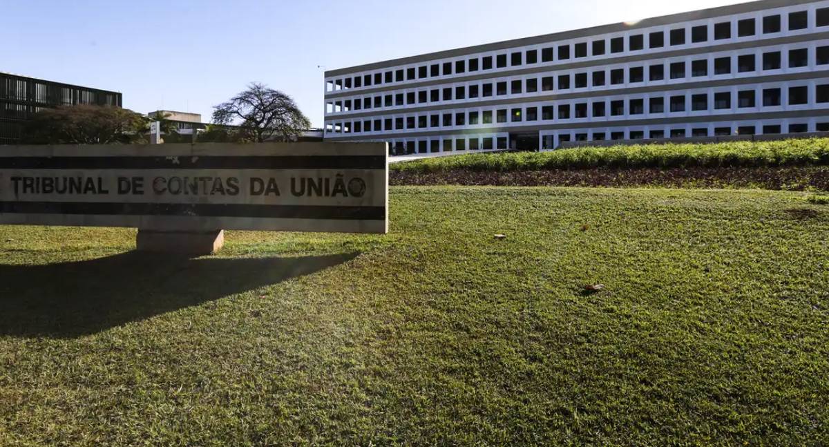 Câmara aprova PEC que torna tribunais de Contas órgãos permanentes