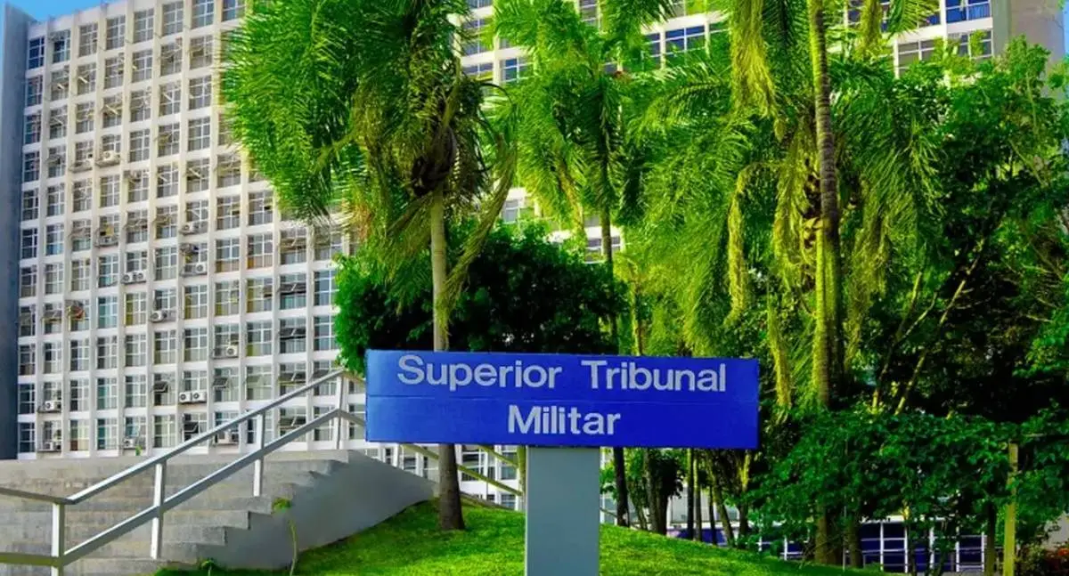 Capitão da Marinha perde patente no STM após condenação por peculato