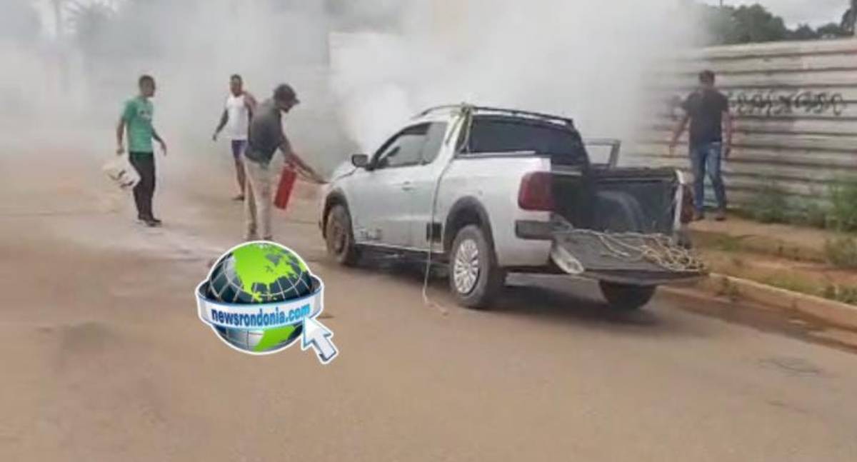 Carro pega fogo na zona sul de Porto Velho