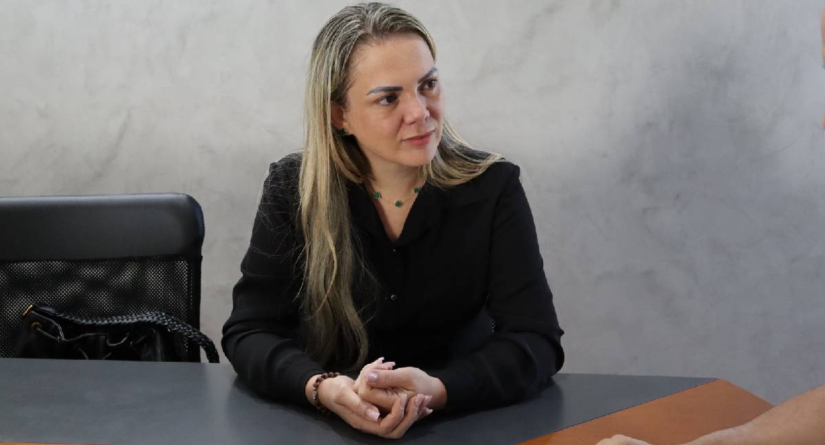 Cláudia de Jesus cobra reestruturação completa de escola em Urupá