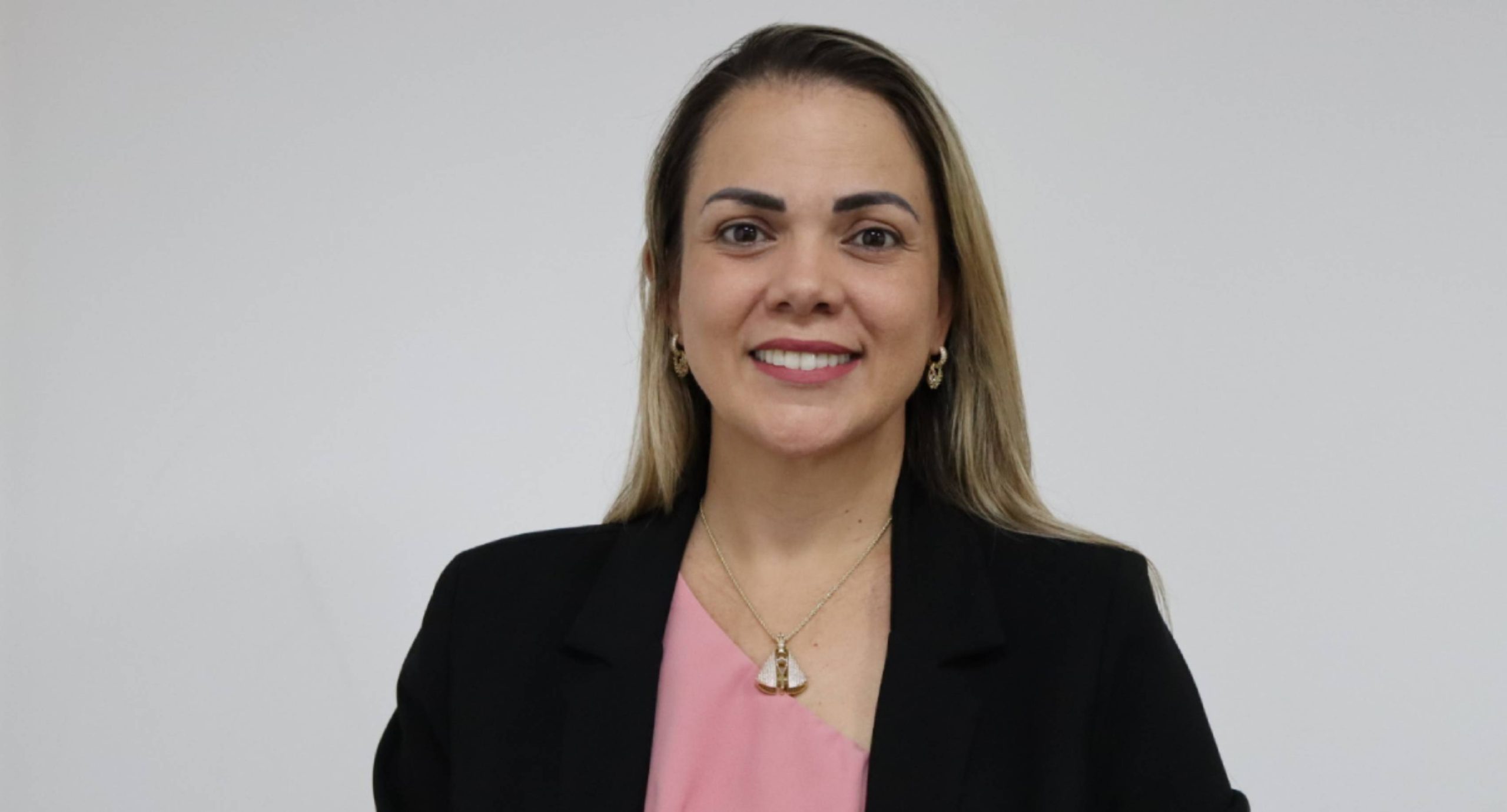 Cláudia de Jesus destaca importância da lei que dispensa perícia do INSS para doenças irreversíveis