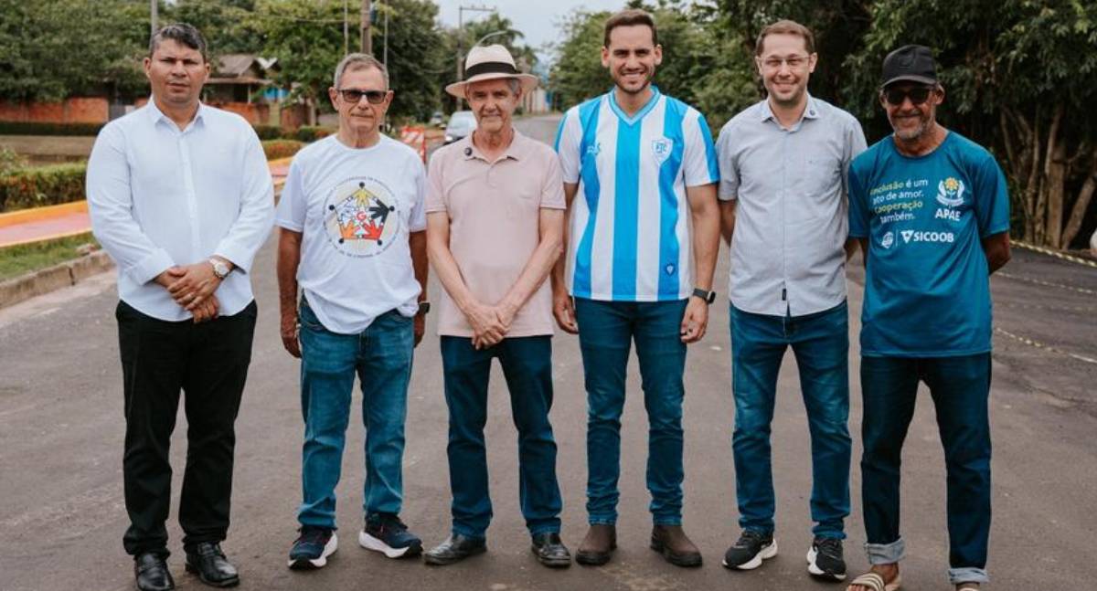 Com recurso do senador Jaime Bagattoli, Ji-Paraná recebe asfaltamento da rua Tenente Antônio João
