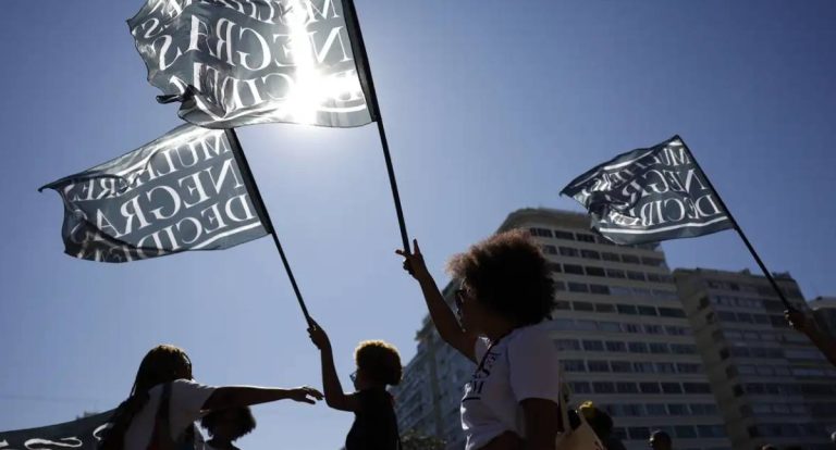 Comunicadoras negras debatem combate à violência online em Brasília