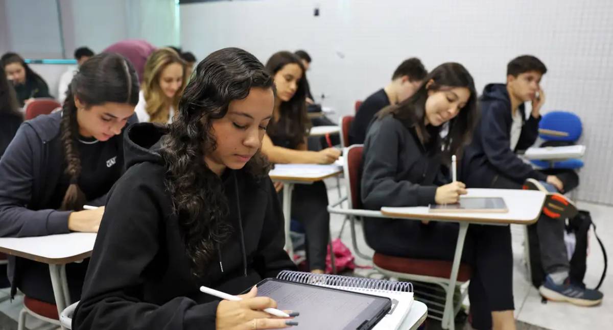 Conheça as regras essenciais para a prova de redação do Enem 2025