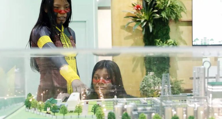 'COP das Crianças' cobra ações climáticas na COP30: "As gerações passadas já falharam com a gente"