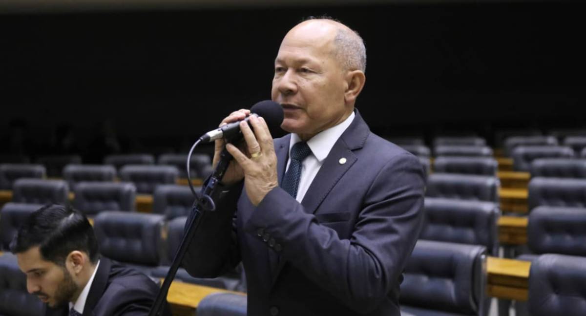 Coronel Chrisóstomo critica prisões de generais e cobra posicionamento do Comandante do Exército