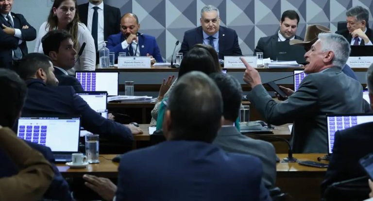 CPMI do INSS aprova prisão preventiva de dois investigados