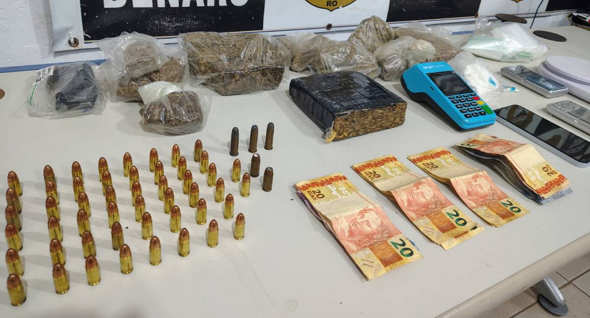 Denarc fecha "boca do Polaco" e apreende drogas e munições em Porto Velho