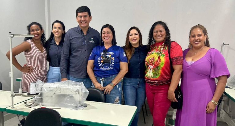 Deputada Federal Cristiane Lopes entrega sala de capacitação de corte e costura totalmente equipada em Guajará-Mirim