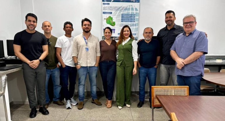 Deputada federal Cristiane Lopes realiza visita técnica à UNIR e conhece estrutura do CEGEA