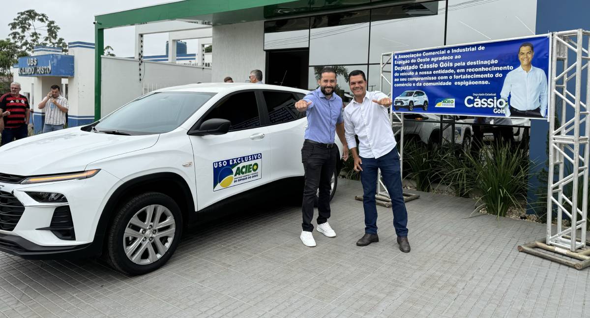 Deputado Cássio Gois entrega veículo zero quilômetro à ACIEO e reforça apoio ao empreendedorismo em Espigão do Oeste