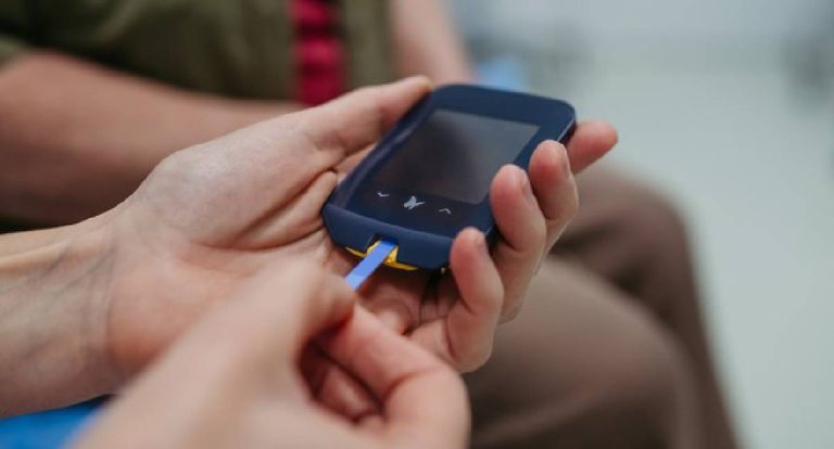 Dia Mundial do Diabetes: saiba como é o tratamento no SUS